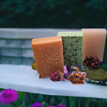 Load image into Gallery viewer, Flower Soaps (3 soaps)