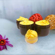 Load image into Gallery viewer, Saffron Brightening Face Cream, Handmade