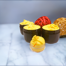 Load image into Gallery viewer, Saffron Brightening Face Cream, Handmade