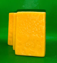 Load image into Gallery viewer, Handmade Lemon Vegan Soap (3 Soaps)
