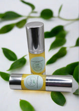 Load image into Gallery viewer, Dark Spots Face Serum, Handmade